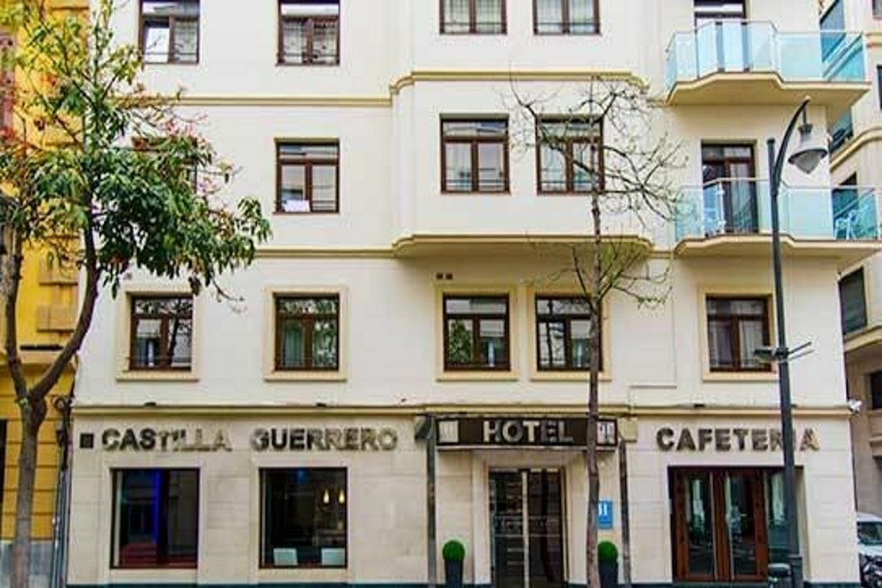 Castilla Guerrero Málaga Buitenkant foto